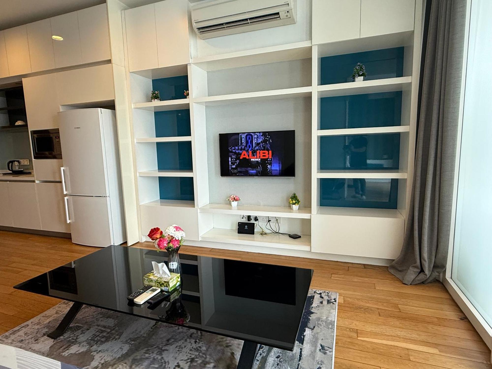 Platinum Premier Klcc 5*